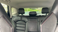 MG HS 1.5 T-GDI Trophy 5dr DCT Petrol Hatchback